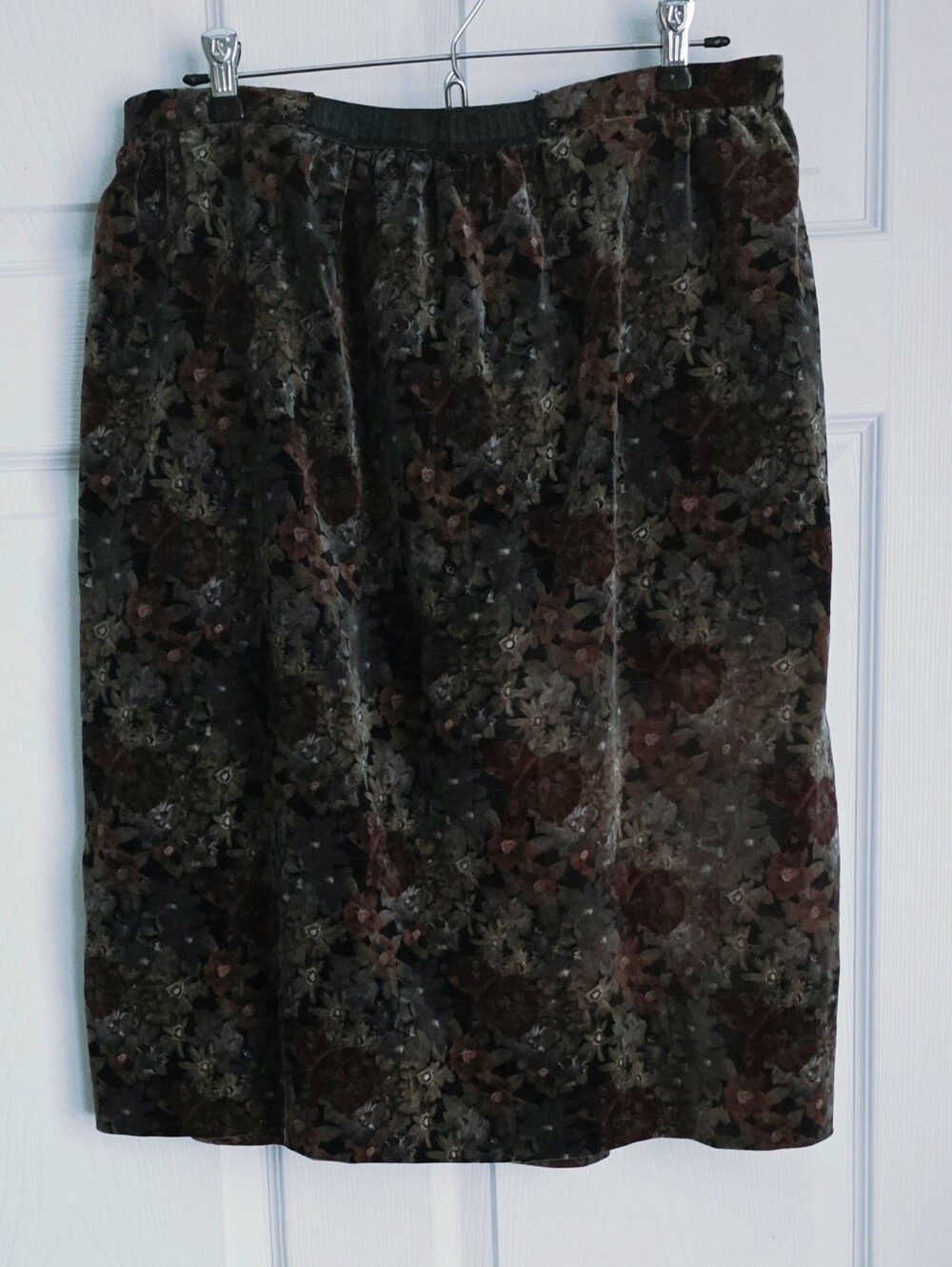 Vintage 90s The Red Eye Whimsigoth Floral Velvet A-Line Midi Skirt Size 11